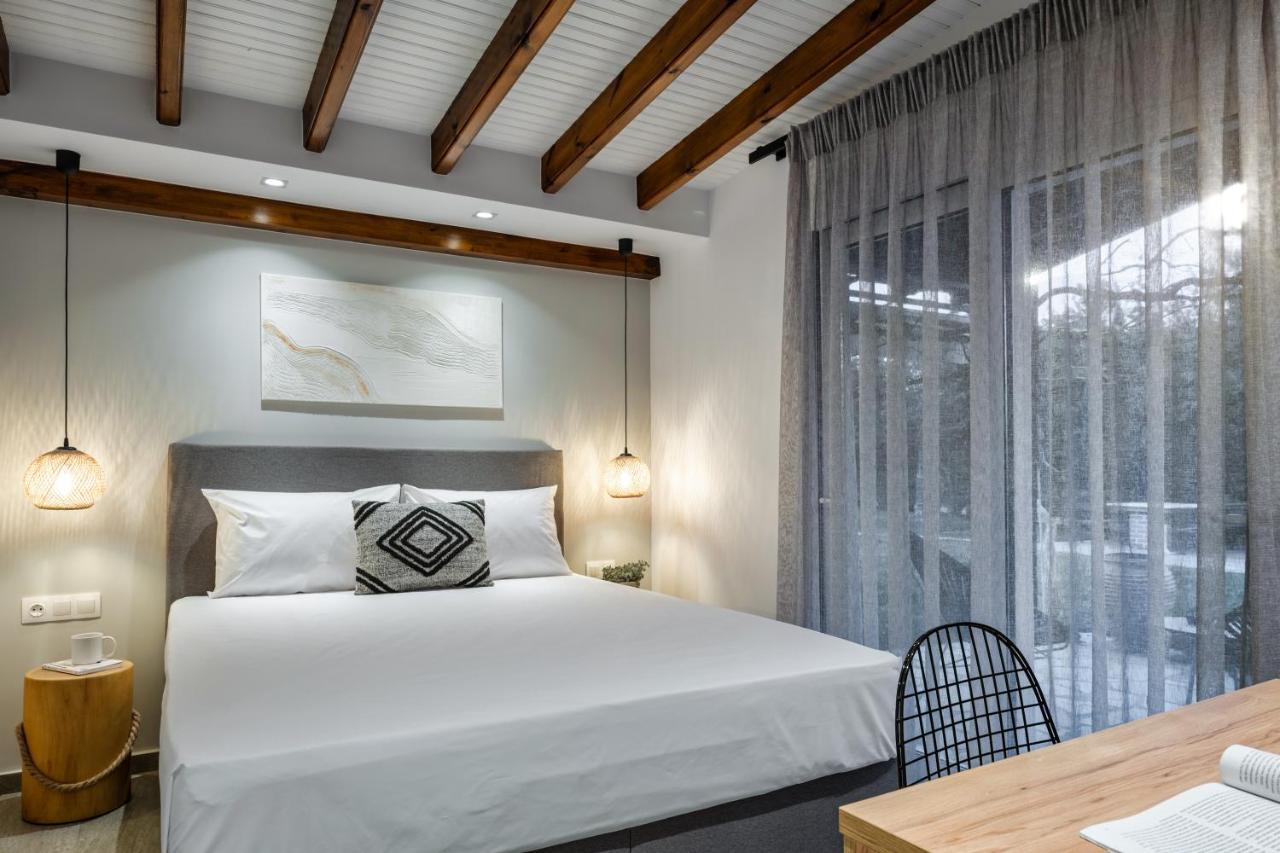 Coel Luxury Suites By Rentalspro Services - Potidea Halkidiki Nea Poteidaia Luaran gambar